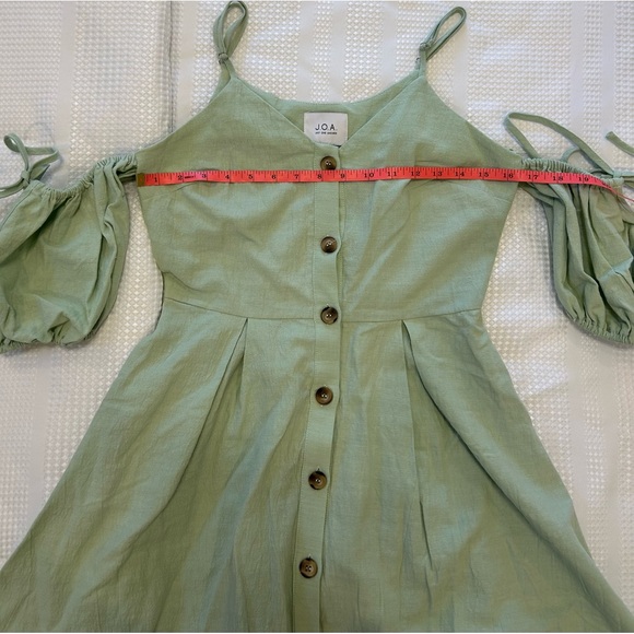 J.O.A. Cold Shoulder Dress - Picture 5 of 8